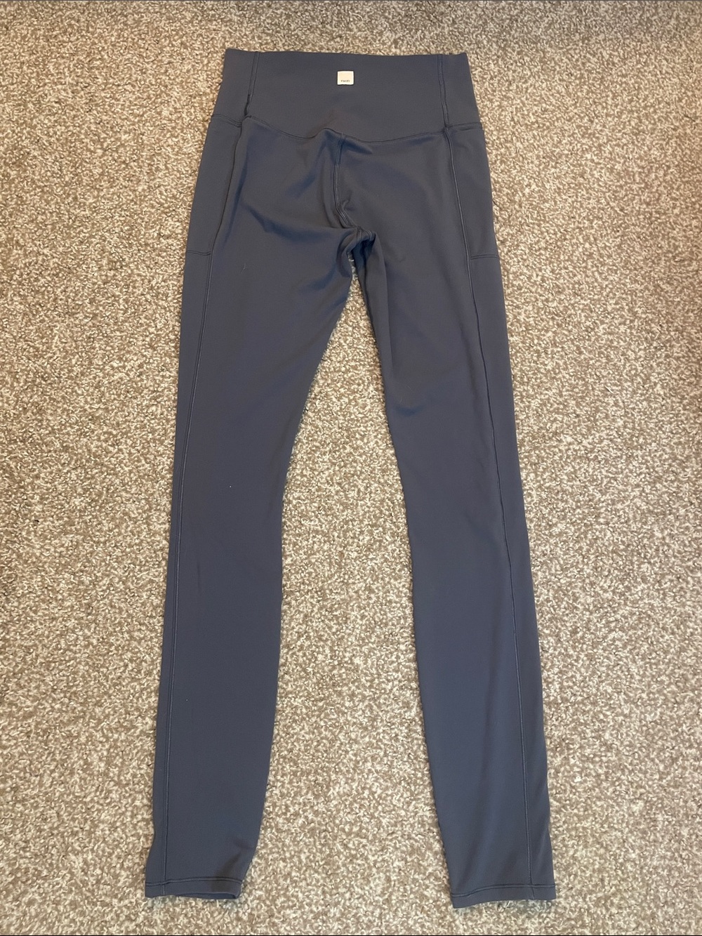 Vuori Studio Pocket Leggings - Picture 3 of 9
